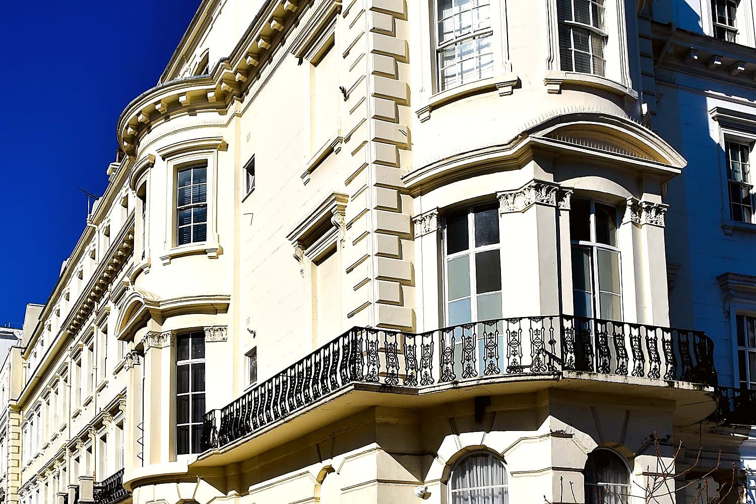Luxury UK townhouse in London